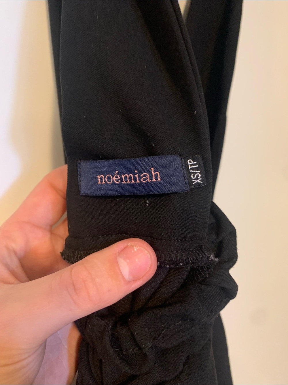 Noemiah Deep Cut Romper - Picture 3 of 4